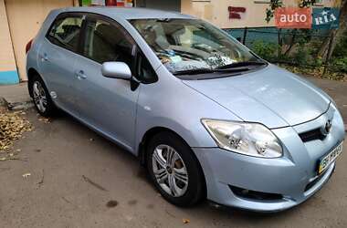 Toyota Auris  2007