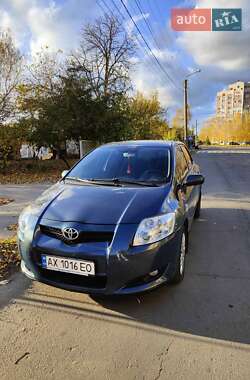 Toyota Auris  2008