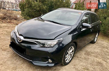 Toyota Auris  2017
