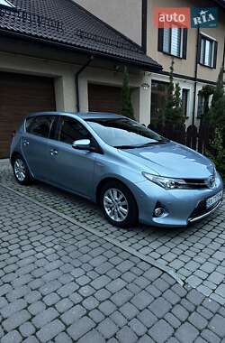 Toyota Auris 2013