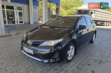 Toyota Auris  2013