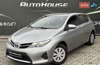 Toyota Auris 2014