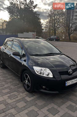 Toyota Auris  2008