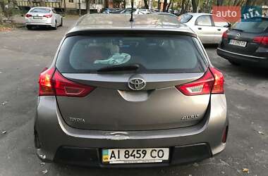Toyota Auris  2014
