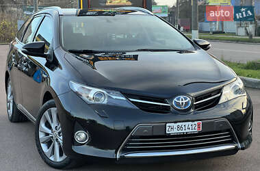 Toyota Auris  2014