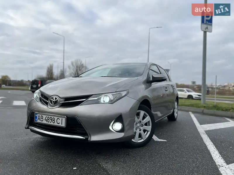 Toyota Auris 2013
