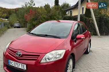 Toyota Auris 2010