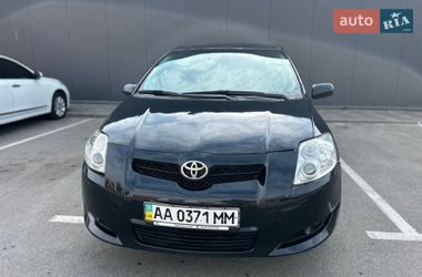 Toyota Auris  2008