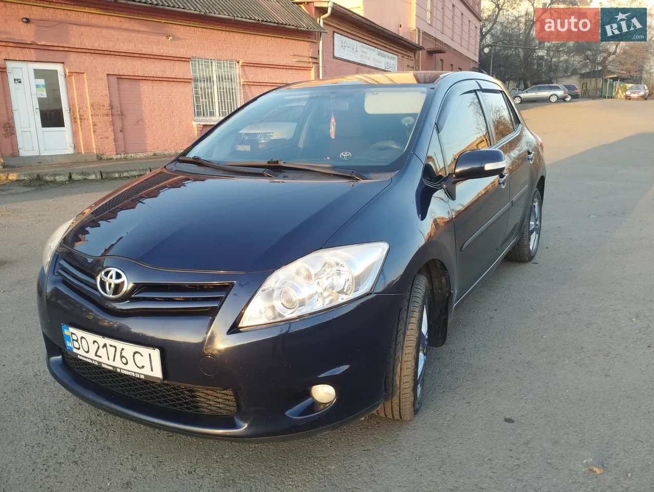 2010 Toyota Auris - мініатюра 2