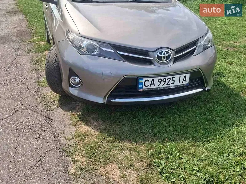Toyota Auris