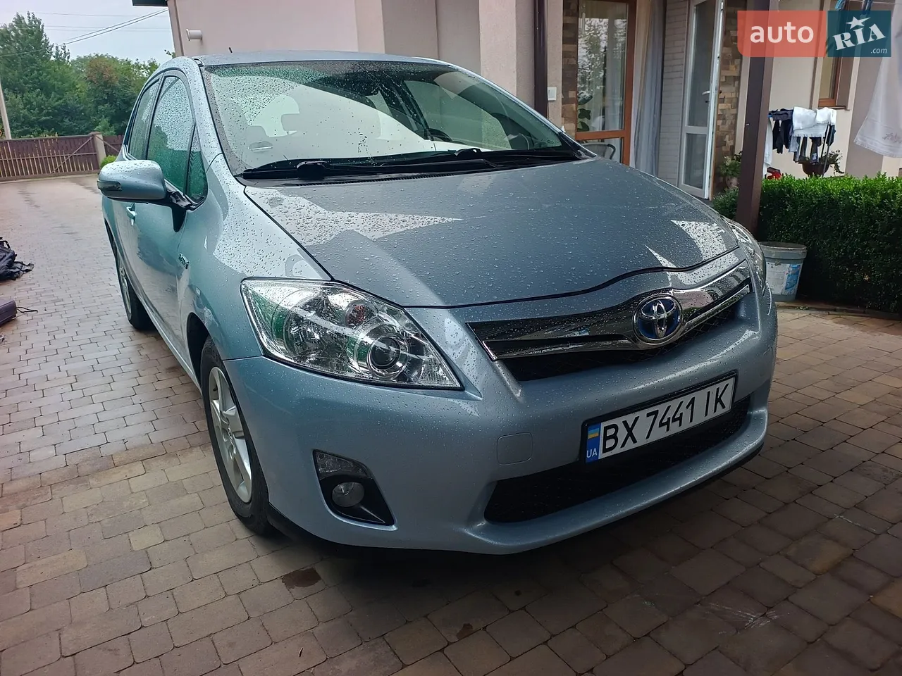 2010 Toyota Auris - фото 1