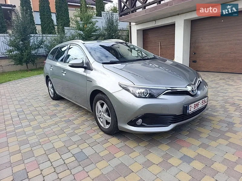 Toyota Auris 2017