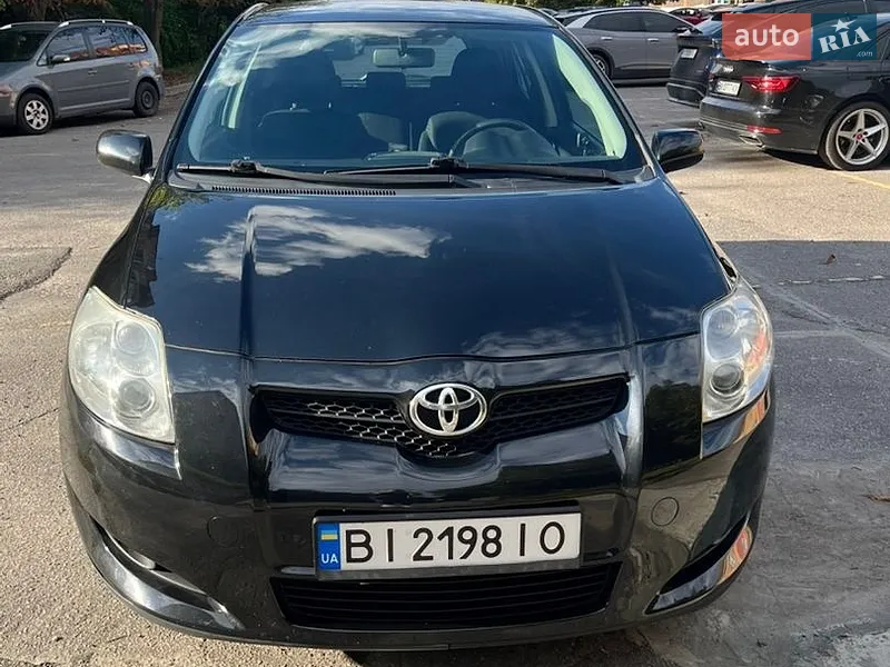 Toyota Auris