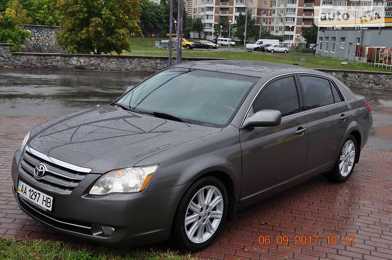 Toyota Avalon 2007 года