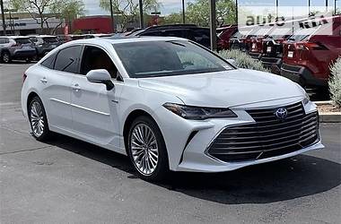 Toyota Avalon 2.5h Hybrid Limited 2019