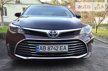 Toyota Avalon  2013