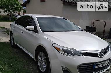 Toyota Avalon  2015