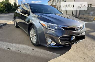 Toyota Avalon  2014