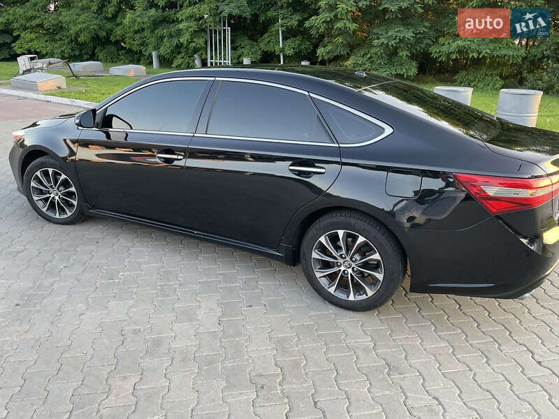 Toyota Avalon