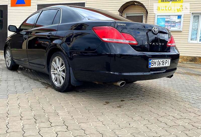 Toyota Avalon