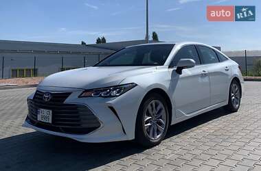 Toyota Avalon  2018