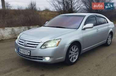 Toyota Avalon  2005