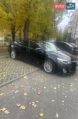 Toyota Avalon  2015