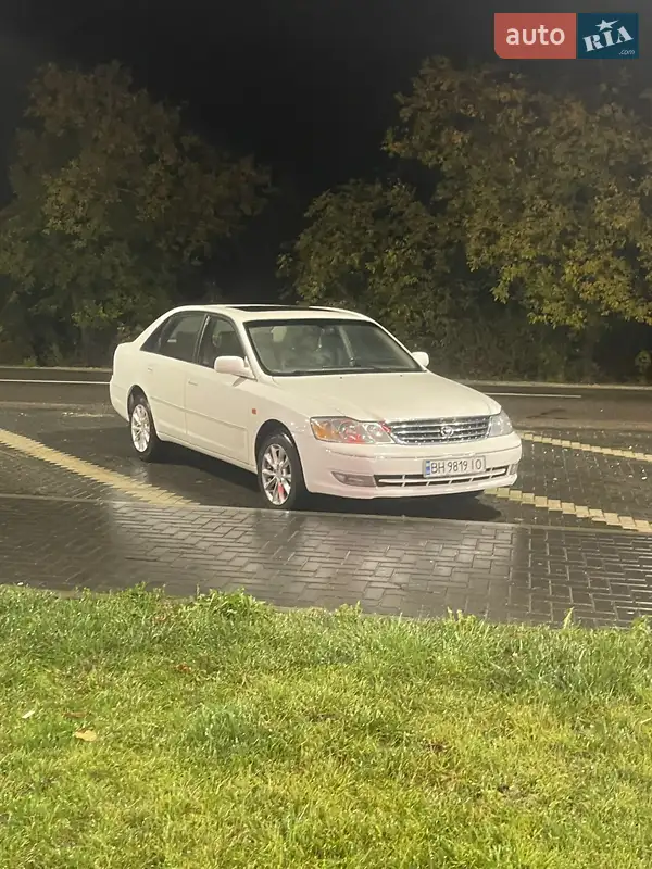 Toyota Avalon 2002