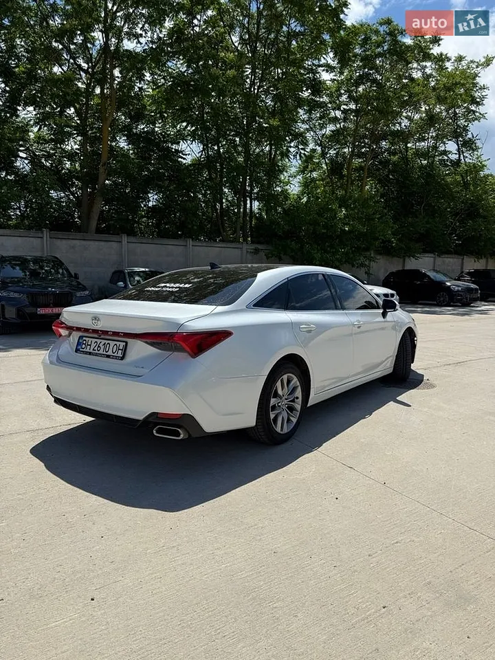 2018 Toyota Avalon - мініатюра 5