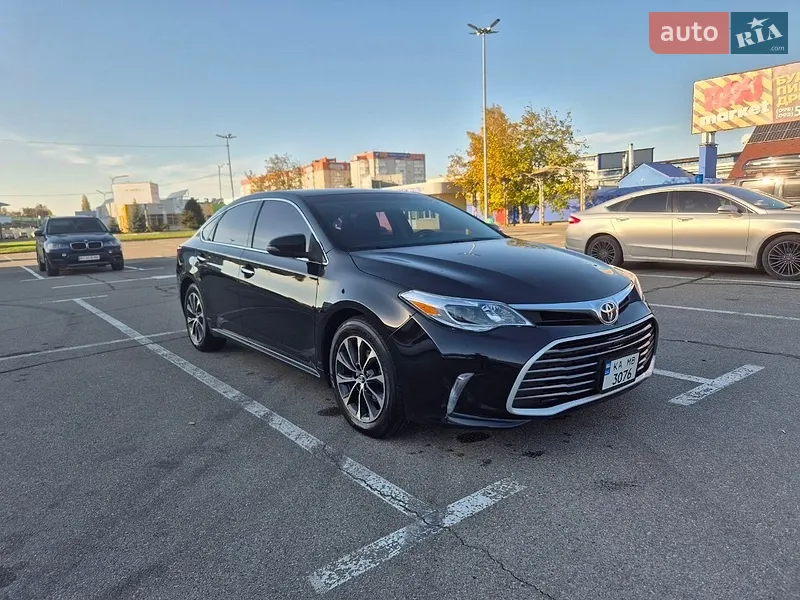 Toyota Avalon 2015