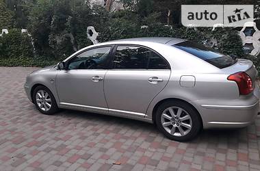 Toyota Avensis  2005