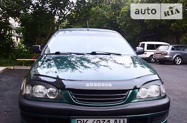 Toyota Avensis  1999