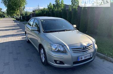 Toyota Avensis  2007