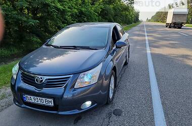 Toyota Avensis  2011