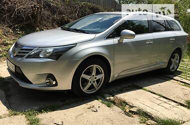 Toyota Avensis  2013