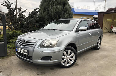 Toyota Avensis  2008