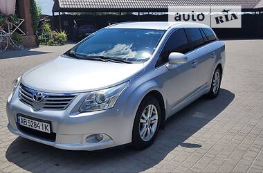 Toyota Avensis  2009