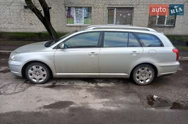 Toyota Avensis  2004