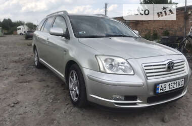 Toyota Avensis  2003