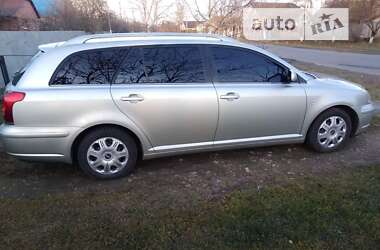 Toyota Avensis  2005