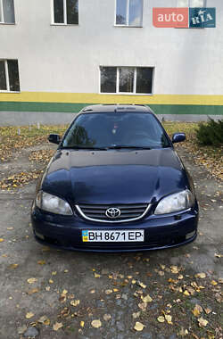 Toyota Avensis  2000