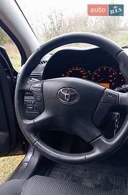 Toyota Avensis  2006