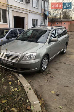 Toyota Avensis  2003