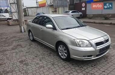 Toyota Avensis  2005