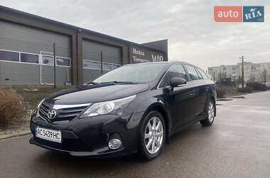 Toyota Avensis 2012