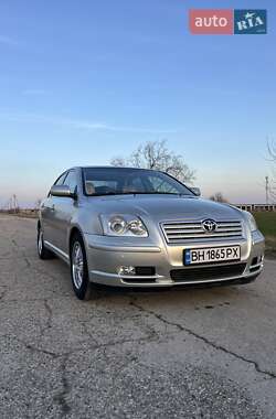 Toyota Avensis 2003