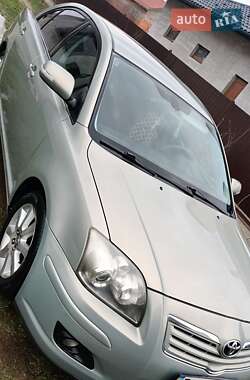 Toyota Avensis  2007