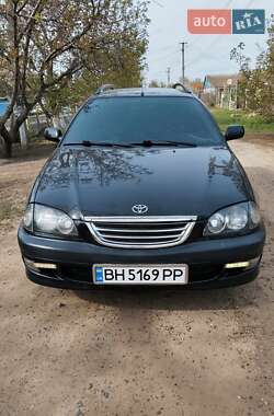 Toyota Avensis  1999