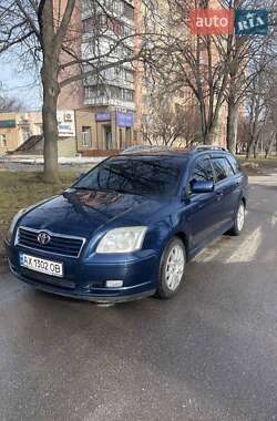 Toyota Avensis  2004