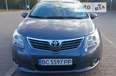 Toyota Avensis  2010